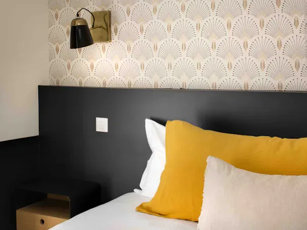 Detail of the garden-view double room