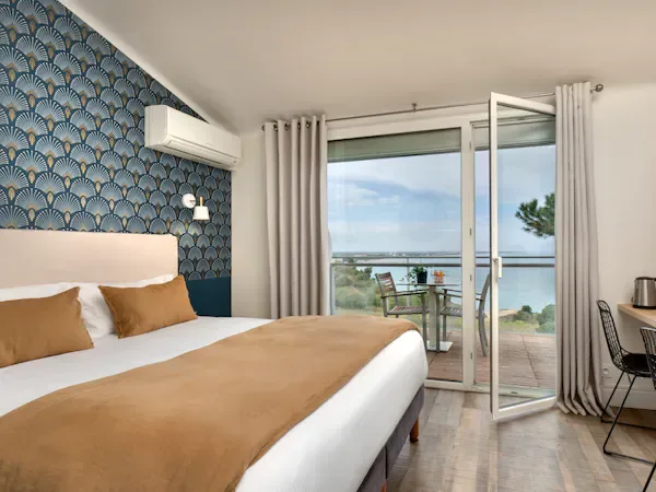 Sea-view double room