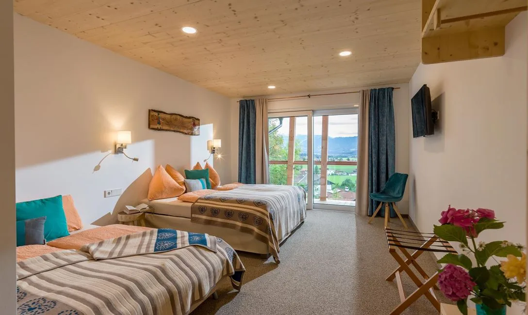 Guest room
