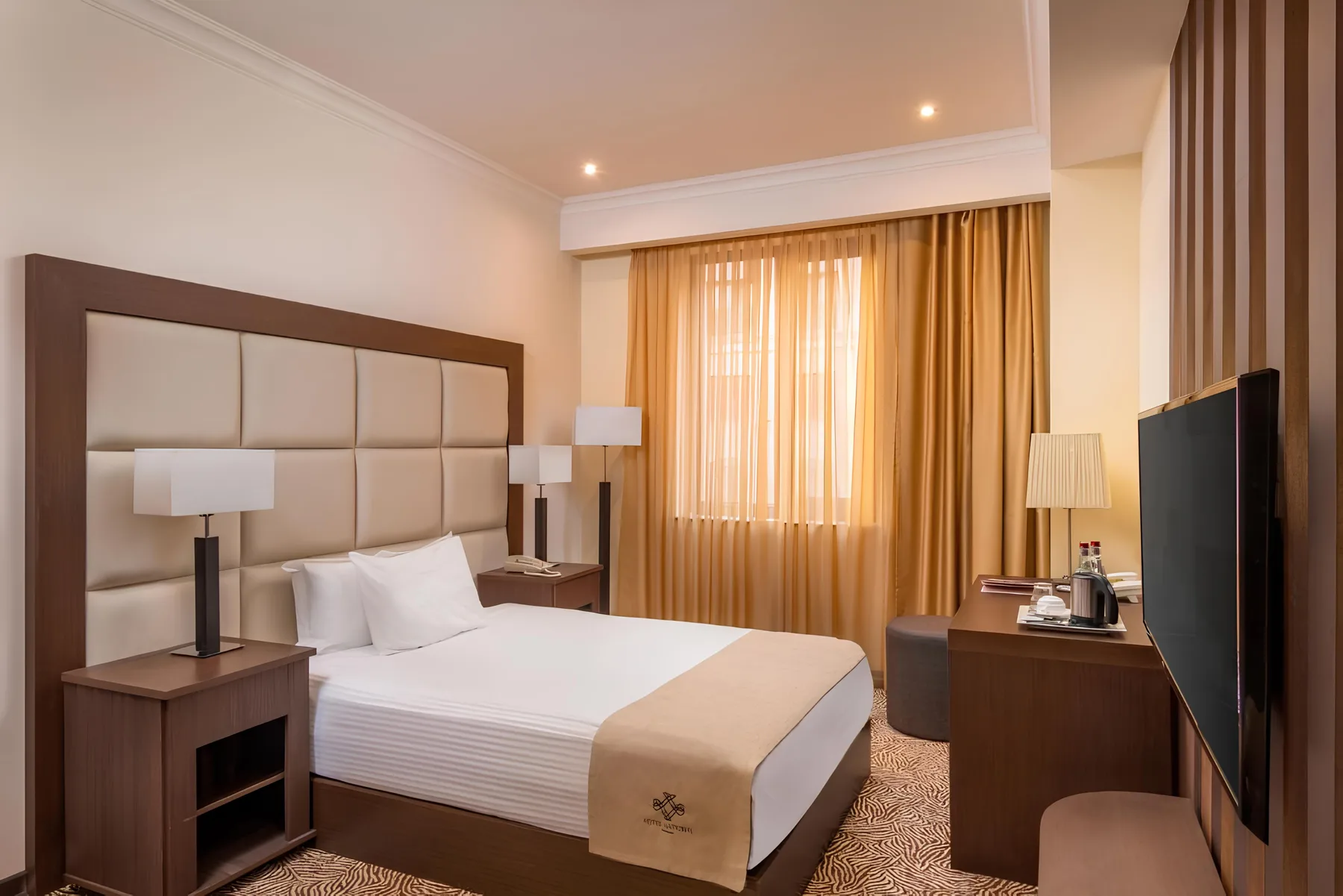 Hotel National, Yerevan