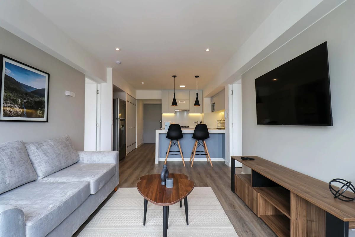 Fabulous 2BR w/ Balcony in Miraflores