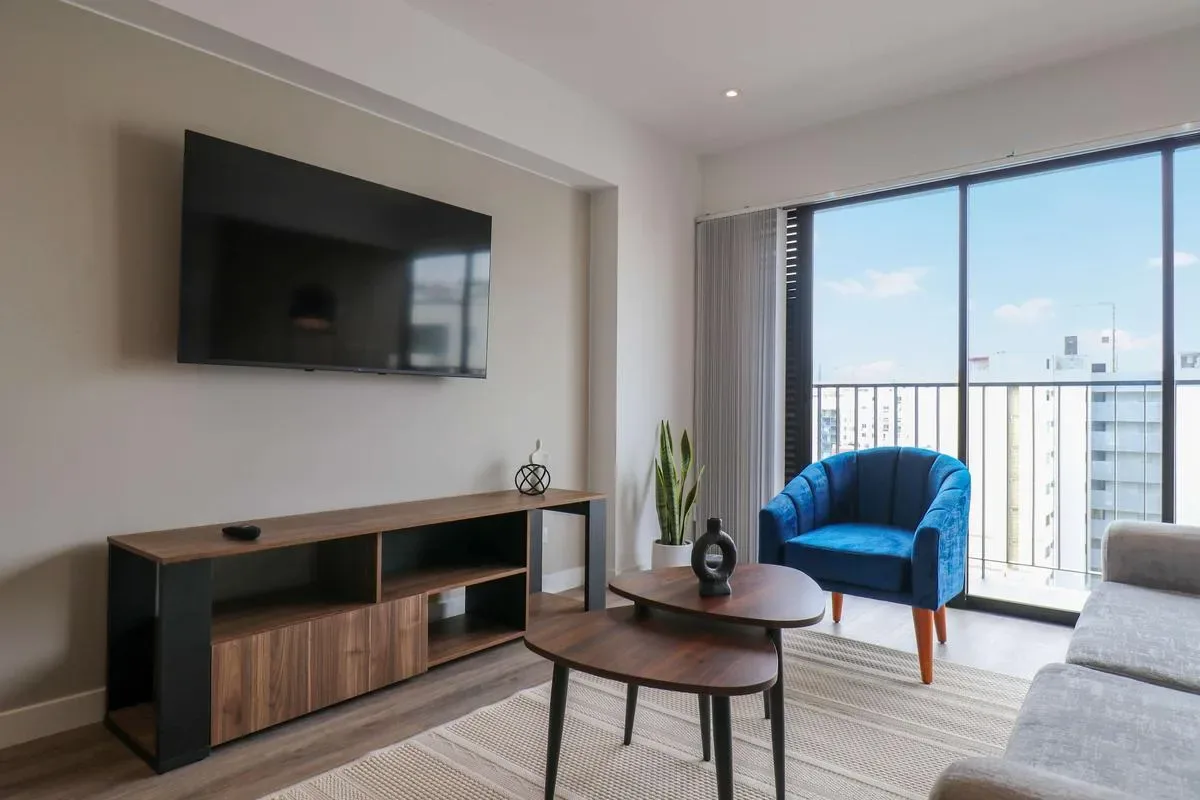 Fabulous 2BR w/ Balcony in Miraflores