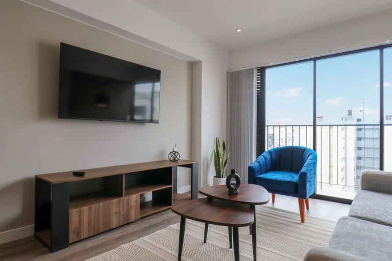 Fabulous 2BR w/ Balcony in Miraflores