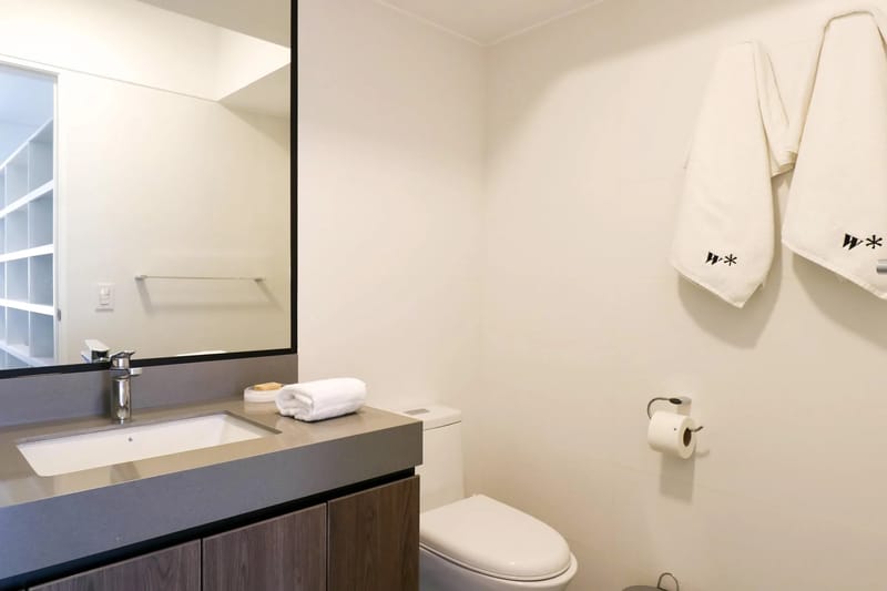 Fabulous 2BR w/ Balcony in Miraflores