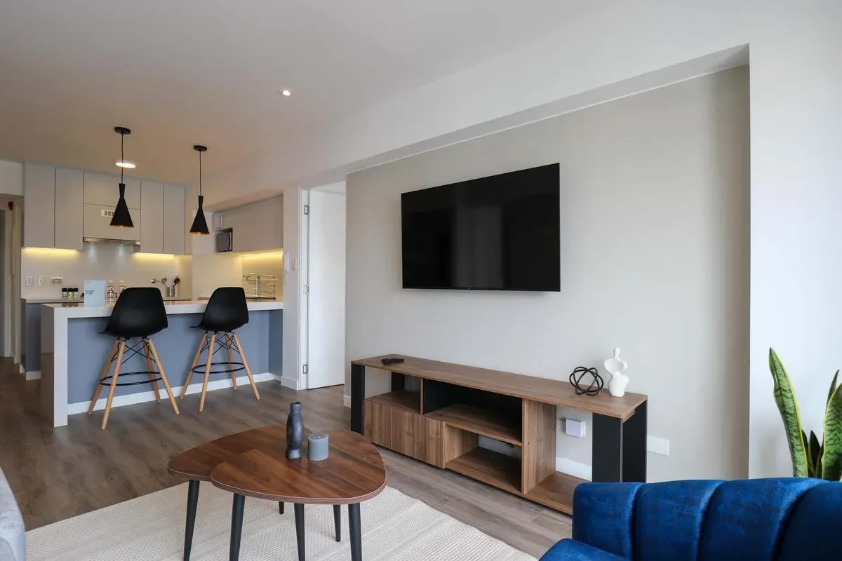 Fabulous 2BR w/ Balcony in Miraflores
