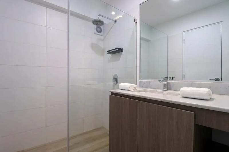 Modern 2BR with Balcony in the Heart of Miraflores
