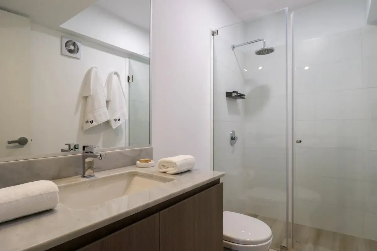 Modern 2BR with Balcony in the Heart of Miraflores