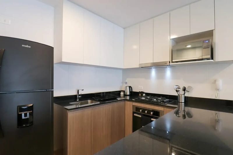 Modern 2BR with Balcony in the Heart of Miraflores