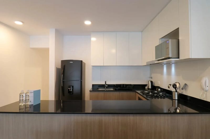 Modern 2BR with Balcony in the Heart of Miraflores