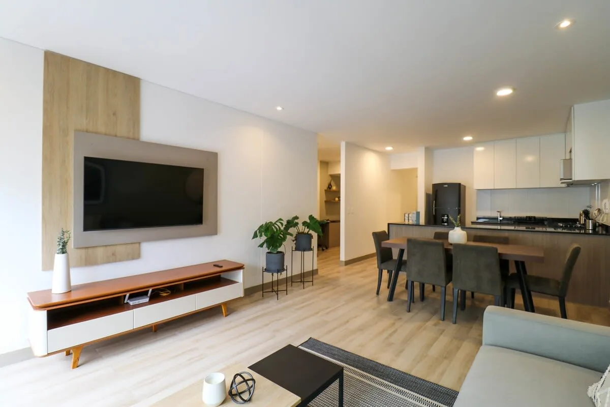 Modern 2BR with Balcony in the Heart of Miraflores