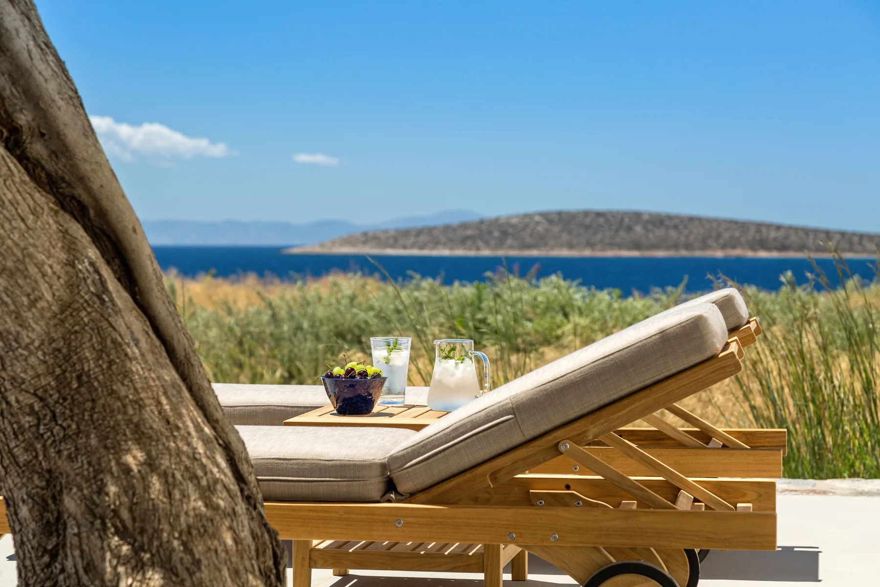 Paros luxury villa Bryn in Makria Miti - 2