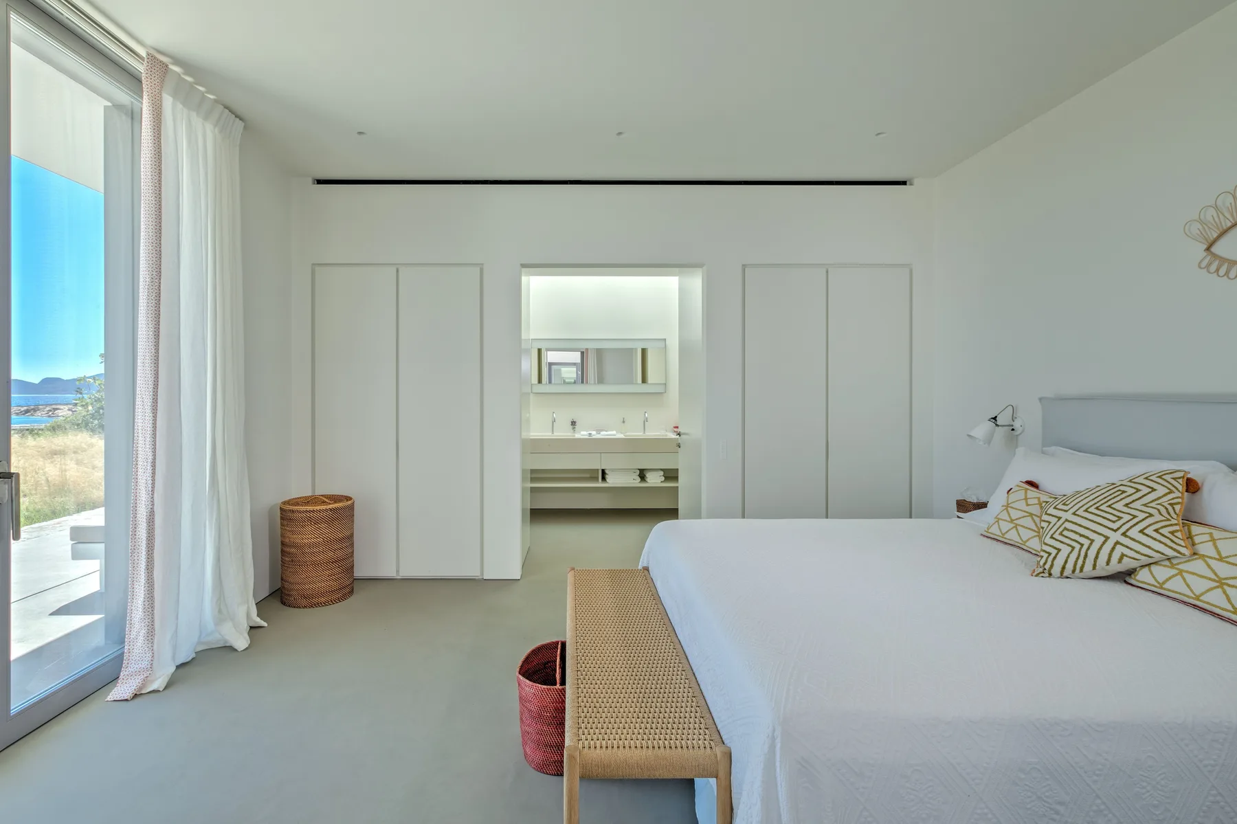 Paros luxury villa Bryn in Makria Miti - 23