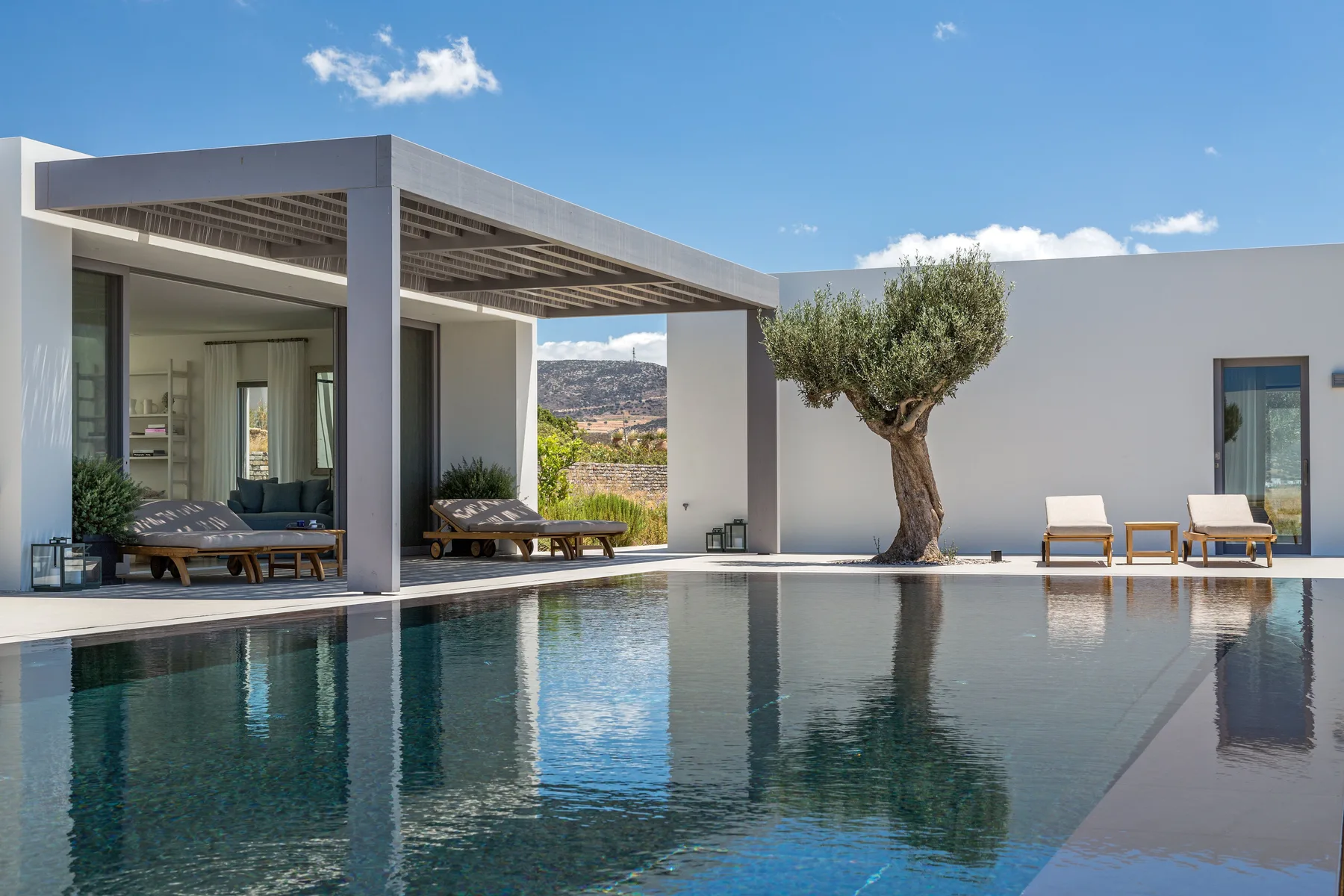 Paros luxury villa Bryn in Makria Miti - 5