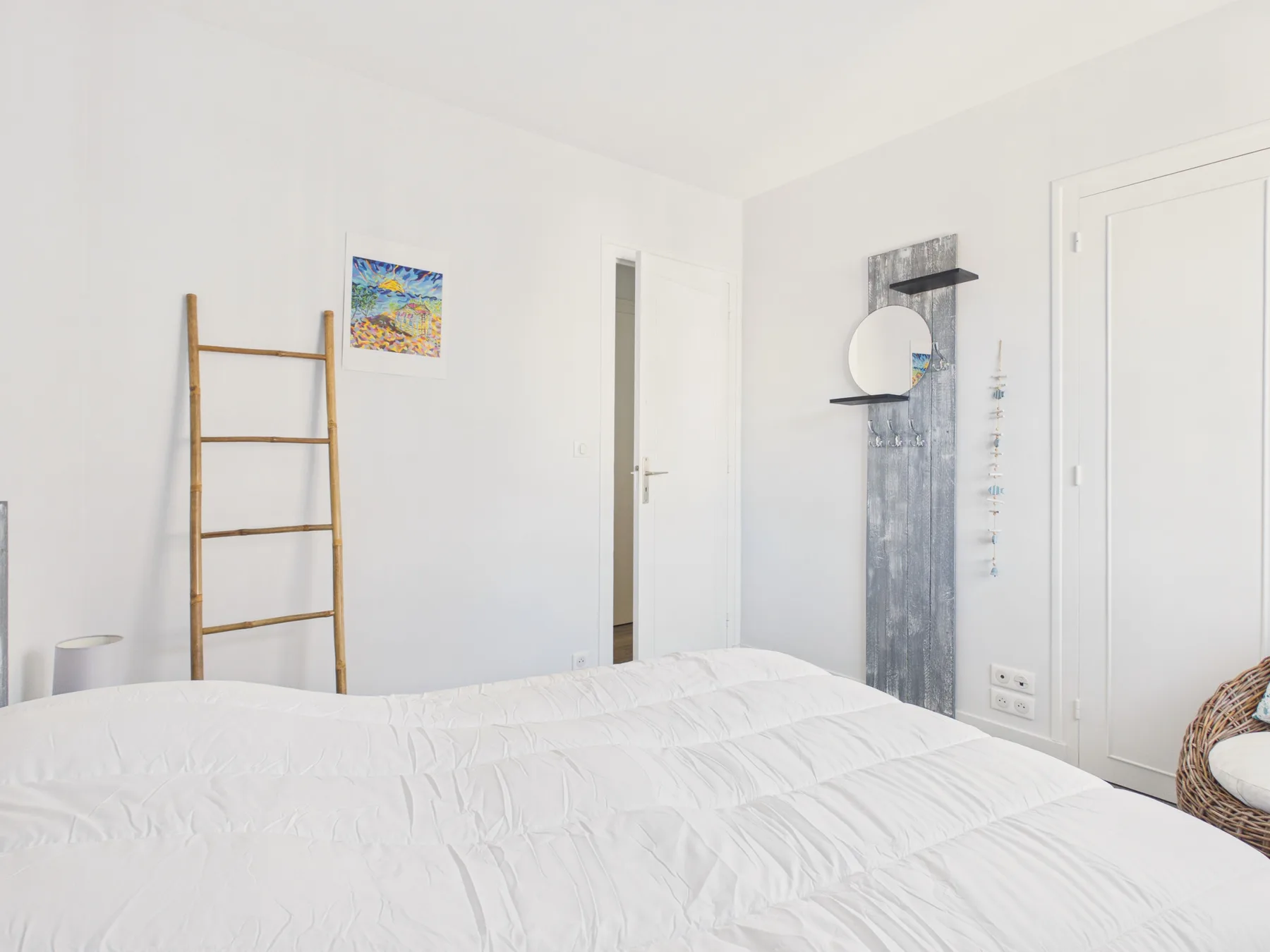 Apartment gallery photo