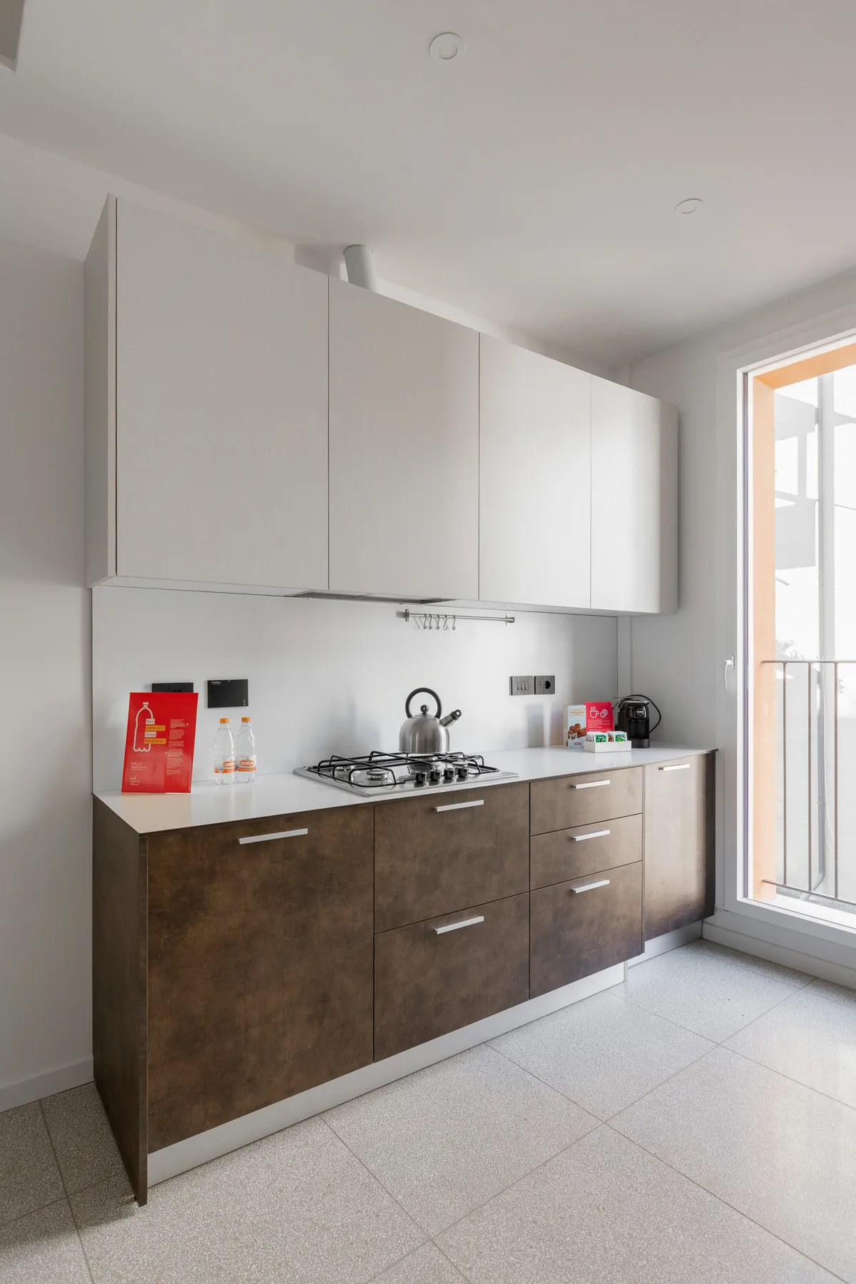 White Calla Apartment