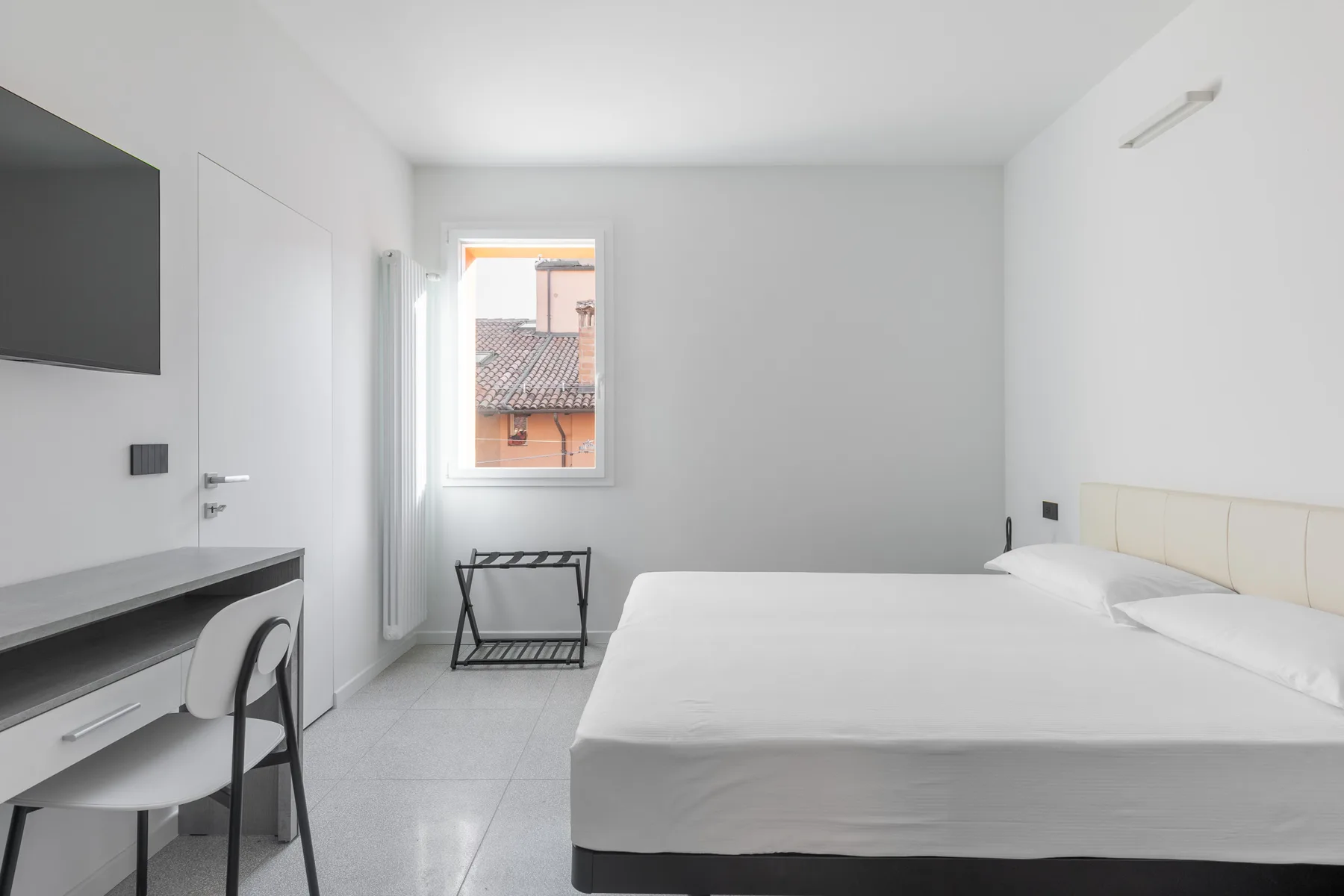 White Calla Apartment