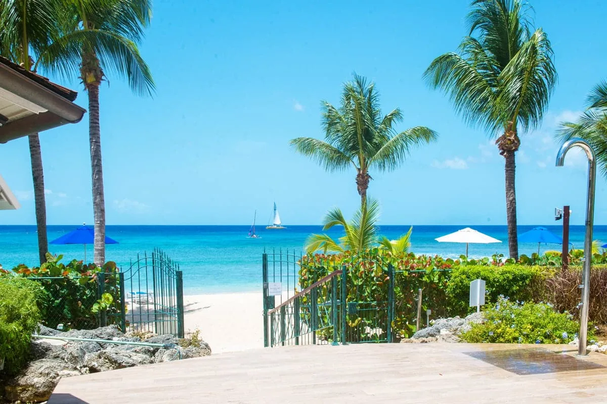 Schooner Bay 112