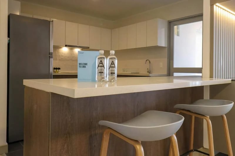 Prestigious 3BR w/ Great Balcony in Miraflores