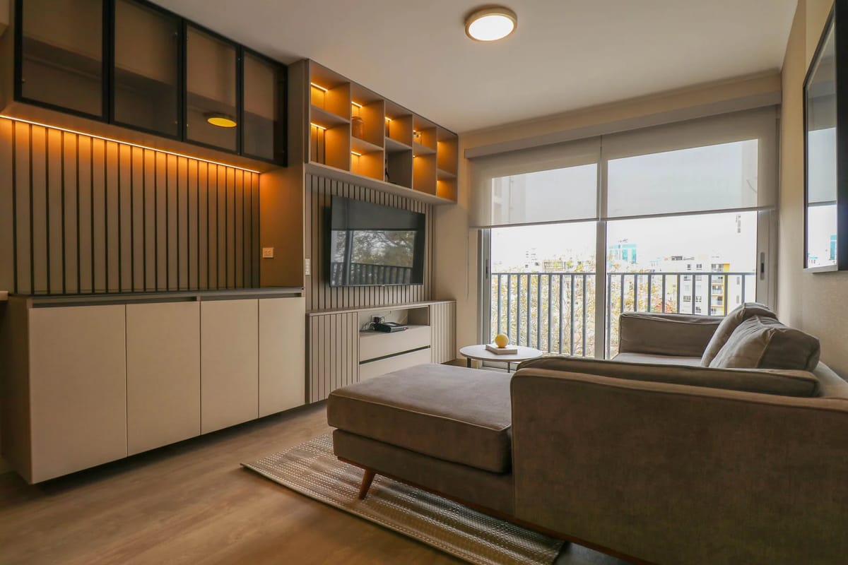 Prestigious 3BR w/ Great Balcony in Miraflores