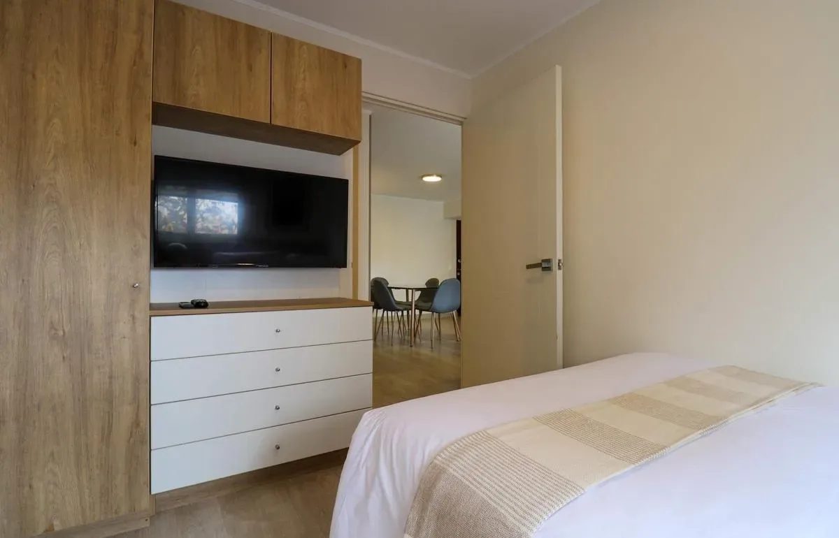 Prestigious 3BR w/ Great Balcony in Miraflores