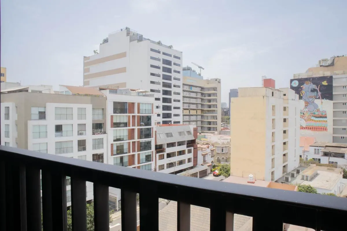 Prime 2BR in Miraflores