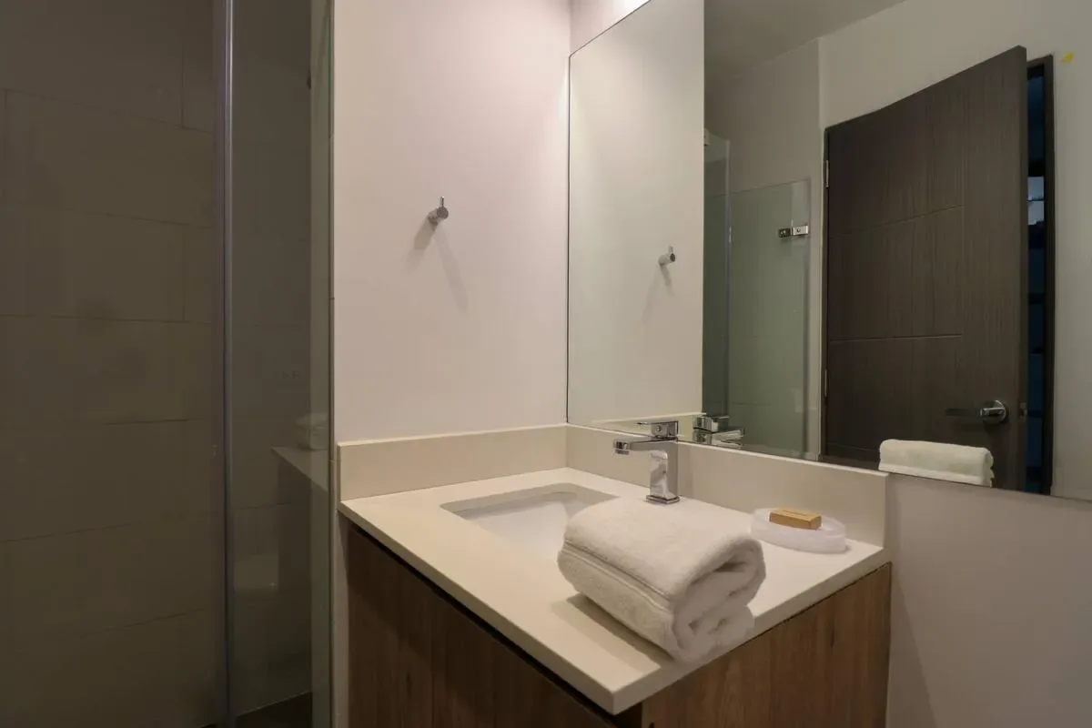 Engaging 2BR w/ Impressive Deco in San Isidro