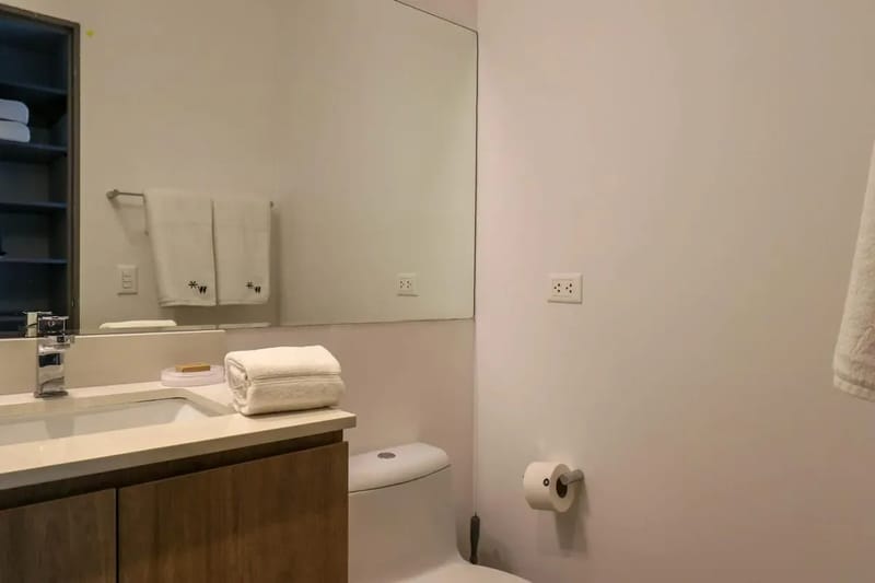 Engaging 2BR w/ Impressive Deco in San Isidro