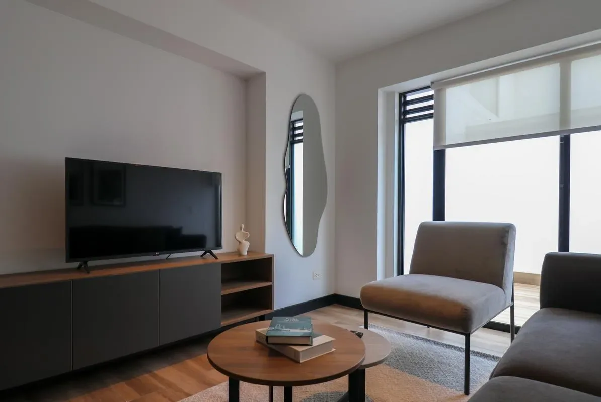 Engaging 2BR w/ Impressive Deco in San Isidro