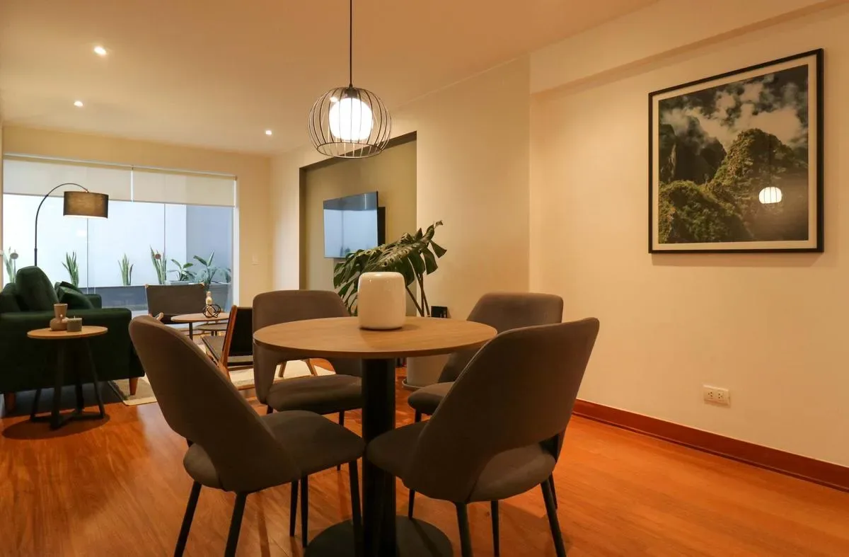 Elegant 2BR w/ Spacious Terrace in Miraflores