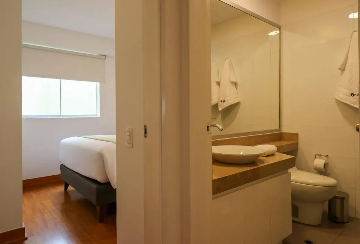 Elegant 2BR w/ Spacious Terrace in Miraflores