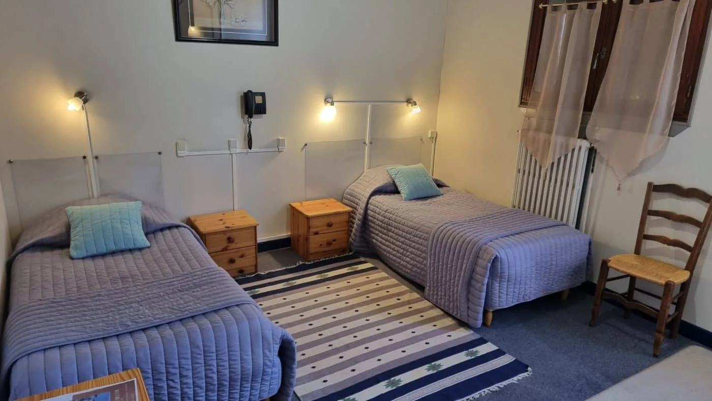 Twin hotel room
