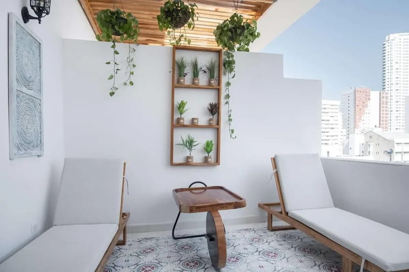 Gleaming Loft w/ Balcony in Bocagrande