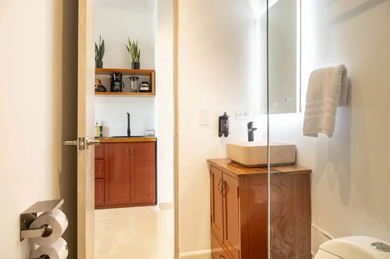 Gleaming Loft w/ Balcony in Bocagrande