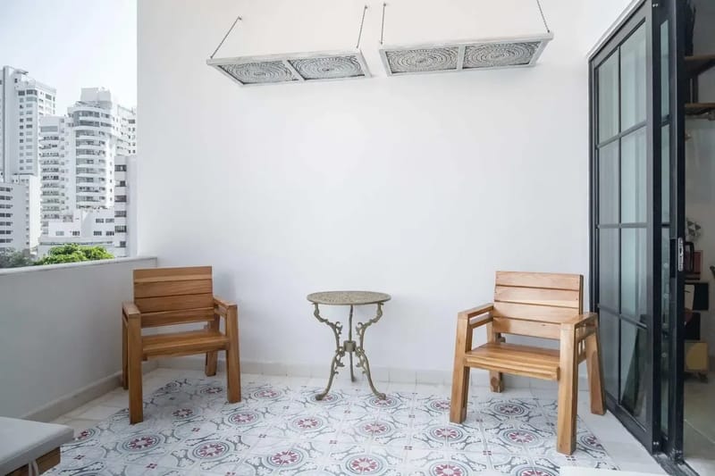 Gleaming Loft w/ Balcony in Bocagrande