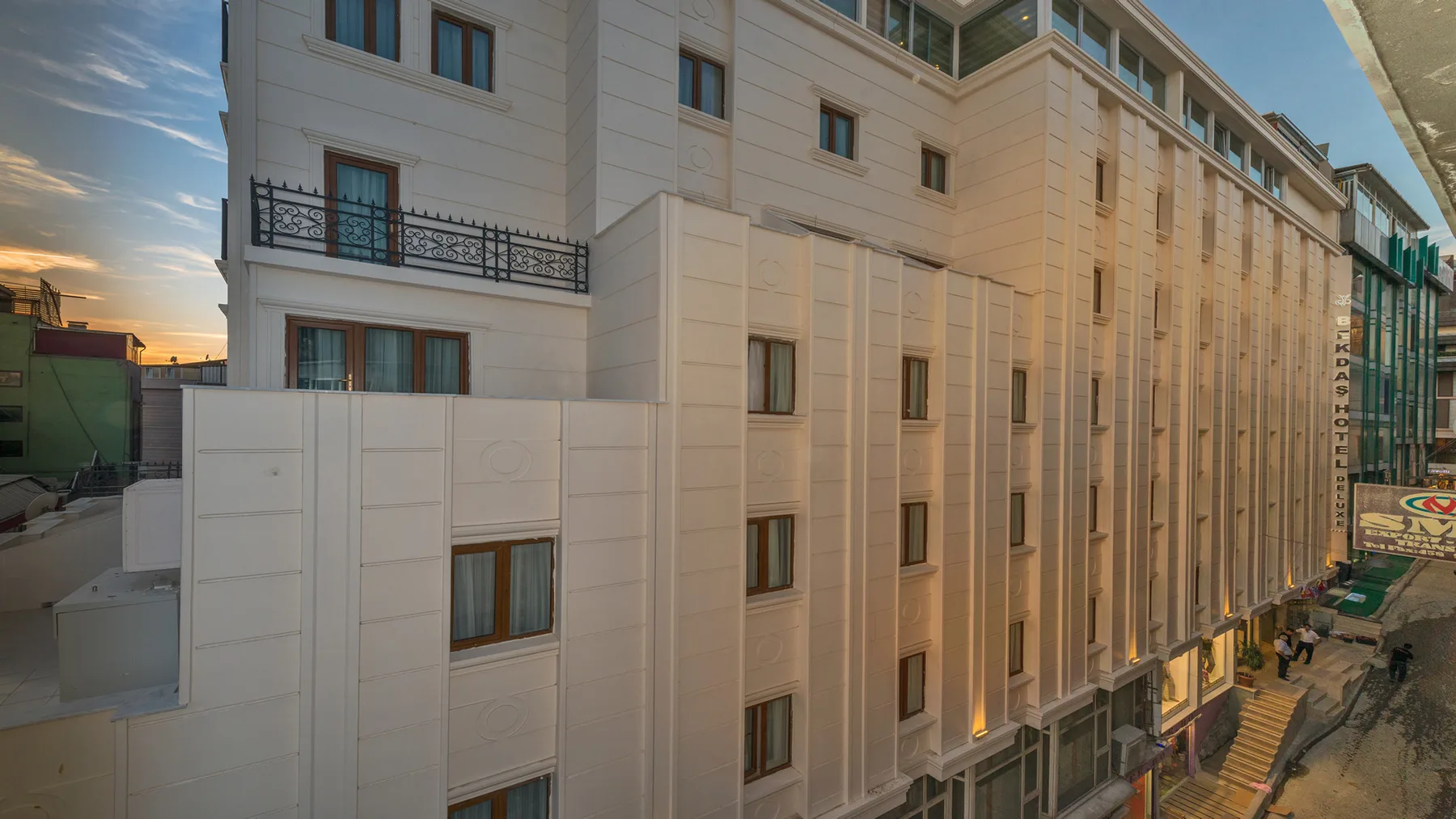 Exterior del Bekdas Hotel Deluxe & SPA en Laleli, Estambul