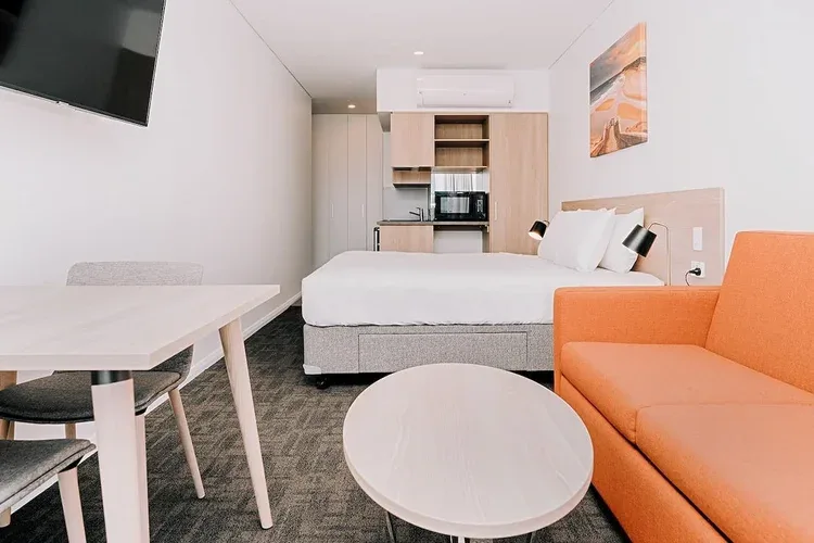 Superior Queen room