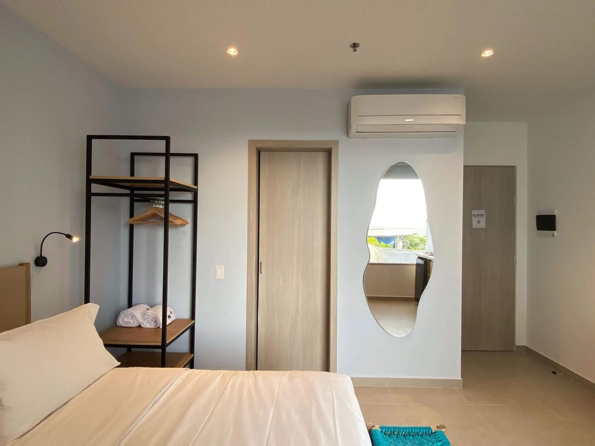 Peaceful 2BR w/ Great Terrace in Bocagrande