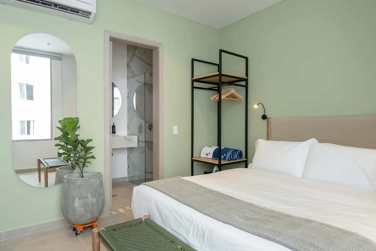 Peaceful 2BR w/ Great Terrace in Bocagrande