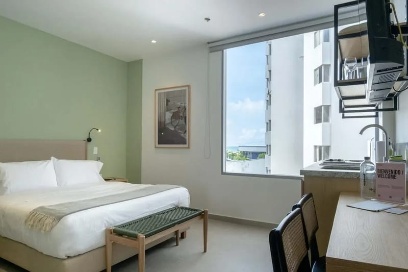 Peaceful 2BR w/ Great Terrace in Bocagrande