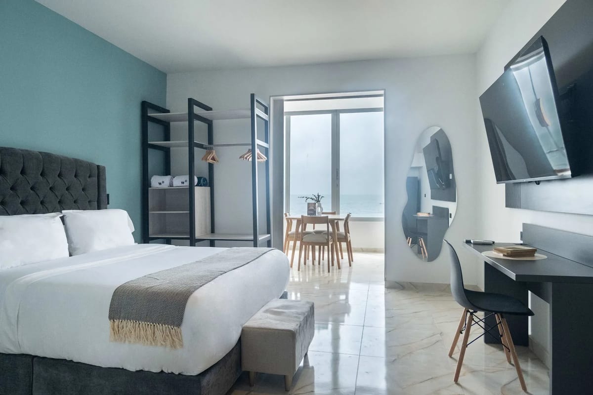 Shining 1BR w/ AC near C. Amurallada