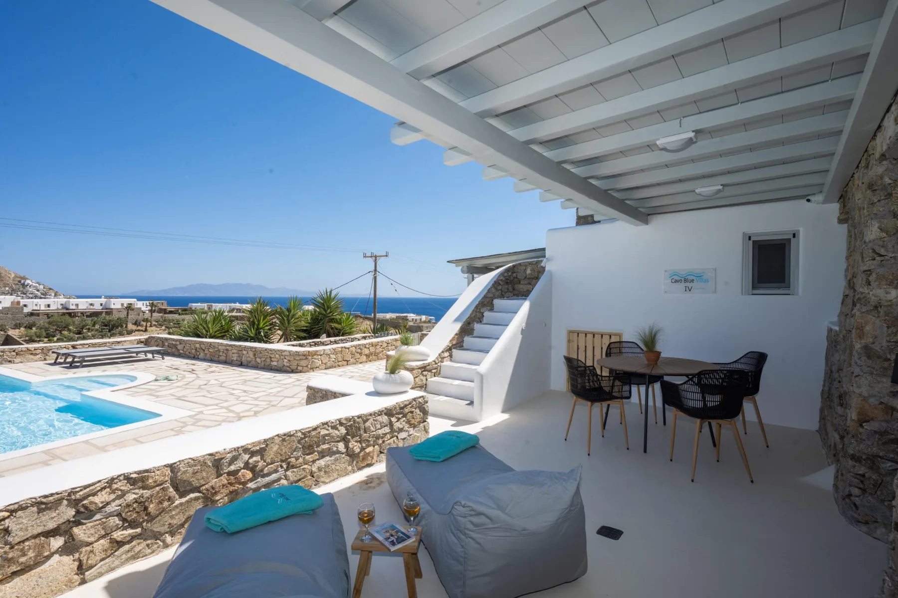 Villa Rineia 4