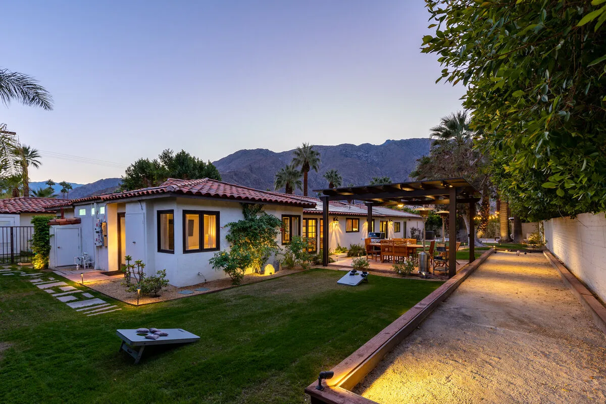 Lola Vista