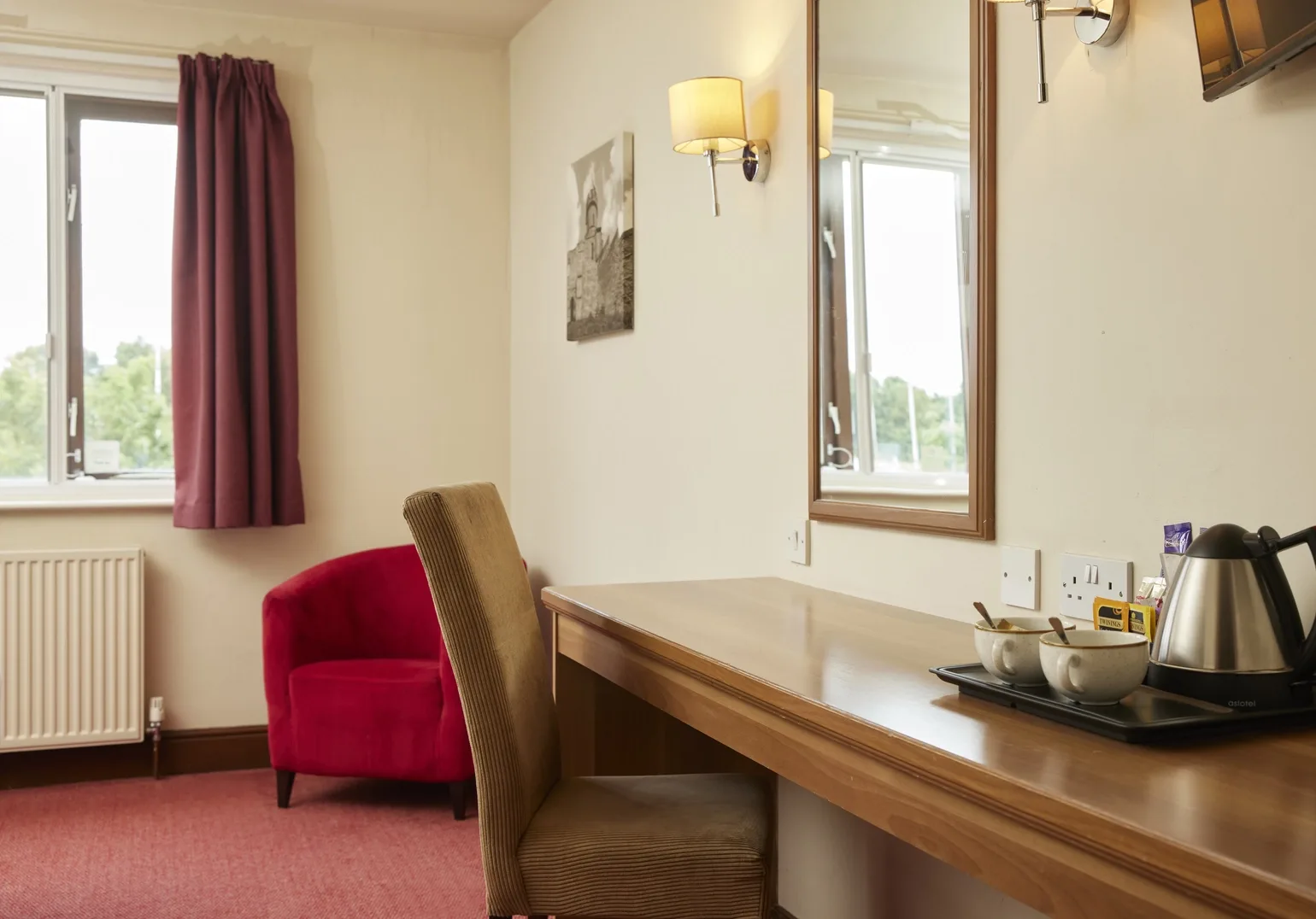 Twin room at Windmill Farm