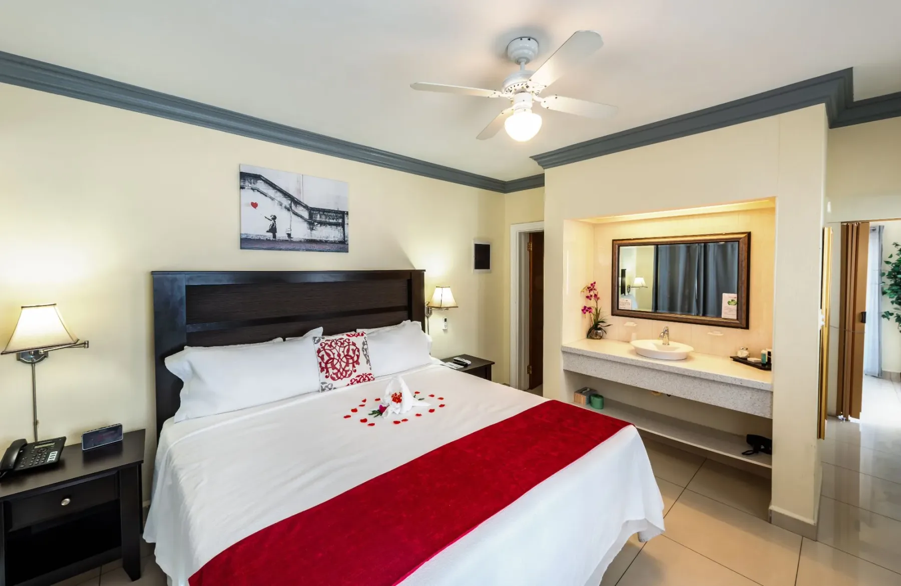 Suite interior