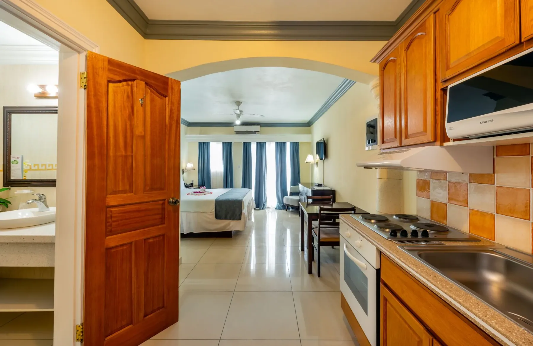Suite interior