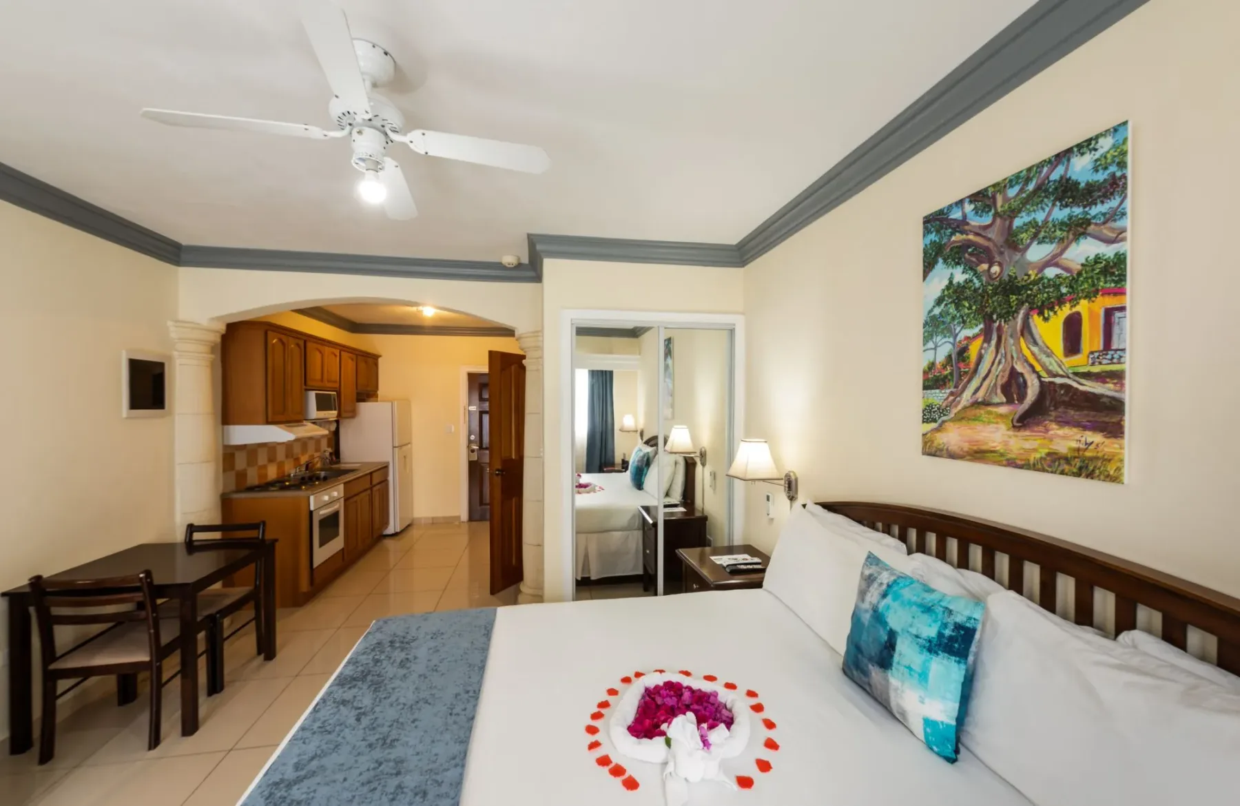 Suite interior