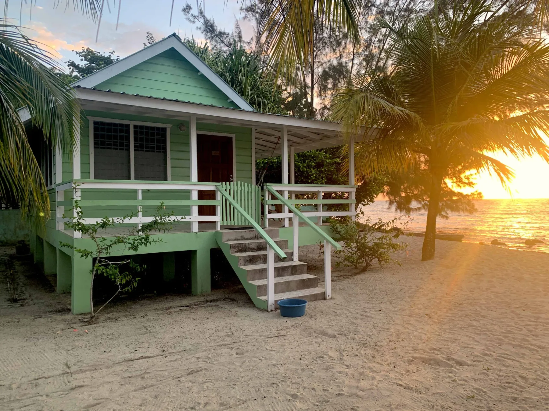 Sunrise beside Cabana Mar