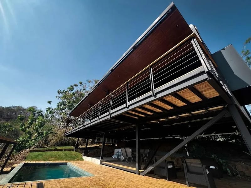 Bright 2BR w/ Pool & Ocean Views near Playa Venao