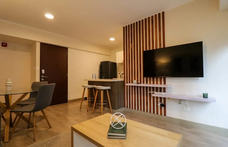 Beautiful 2BR in Miraflores