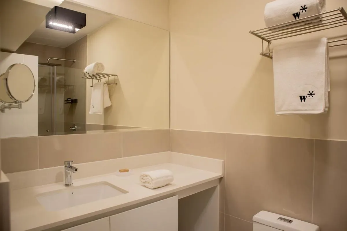 Chic 1BR Apartment w/ Scenic Balcony in Central Miraflores